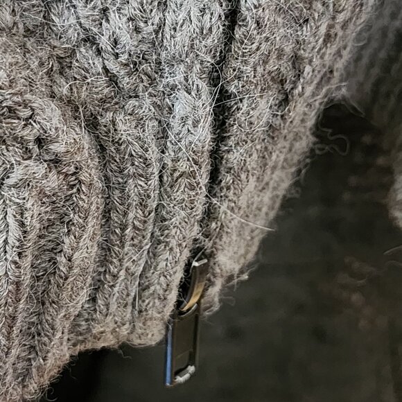 360 Sweater  Merino Wool Alpaca Cable Knit Boxy Fit Sweater - Picture 5 of 7